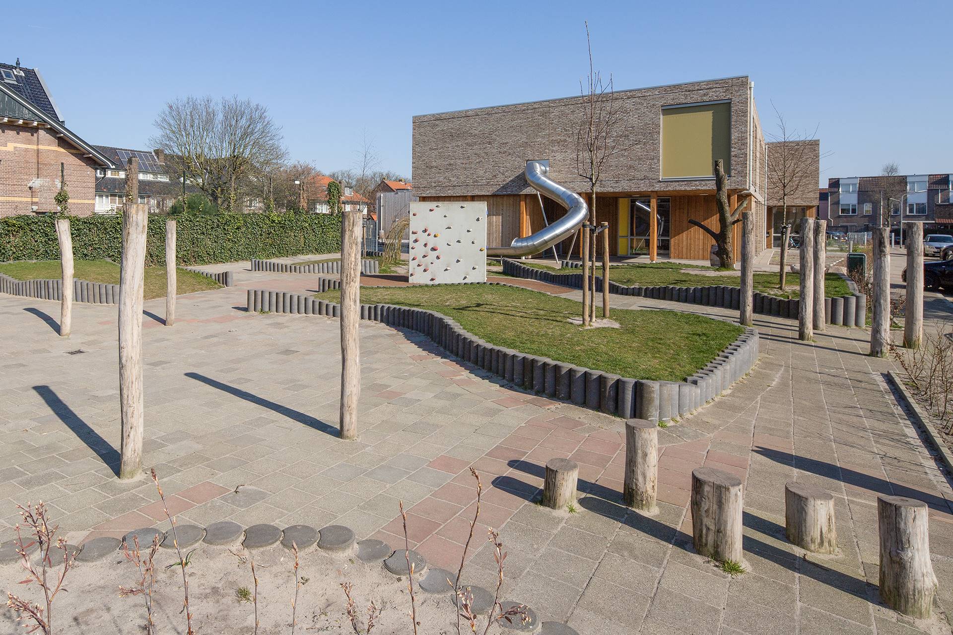 De Sterrenschool, Hilversum - Het door ons aangelegde groene schoolplein voor deze basisschool