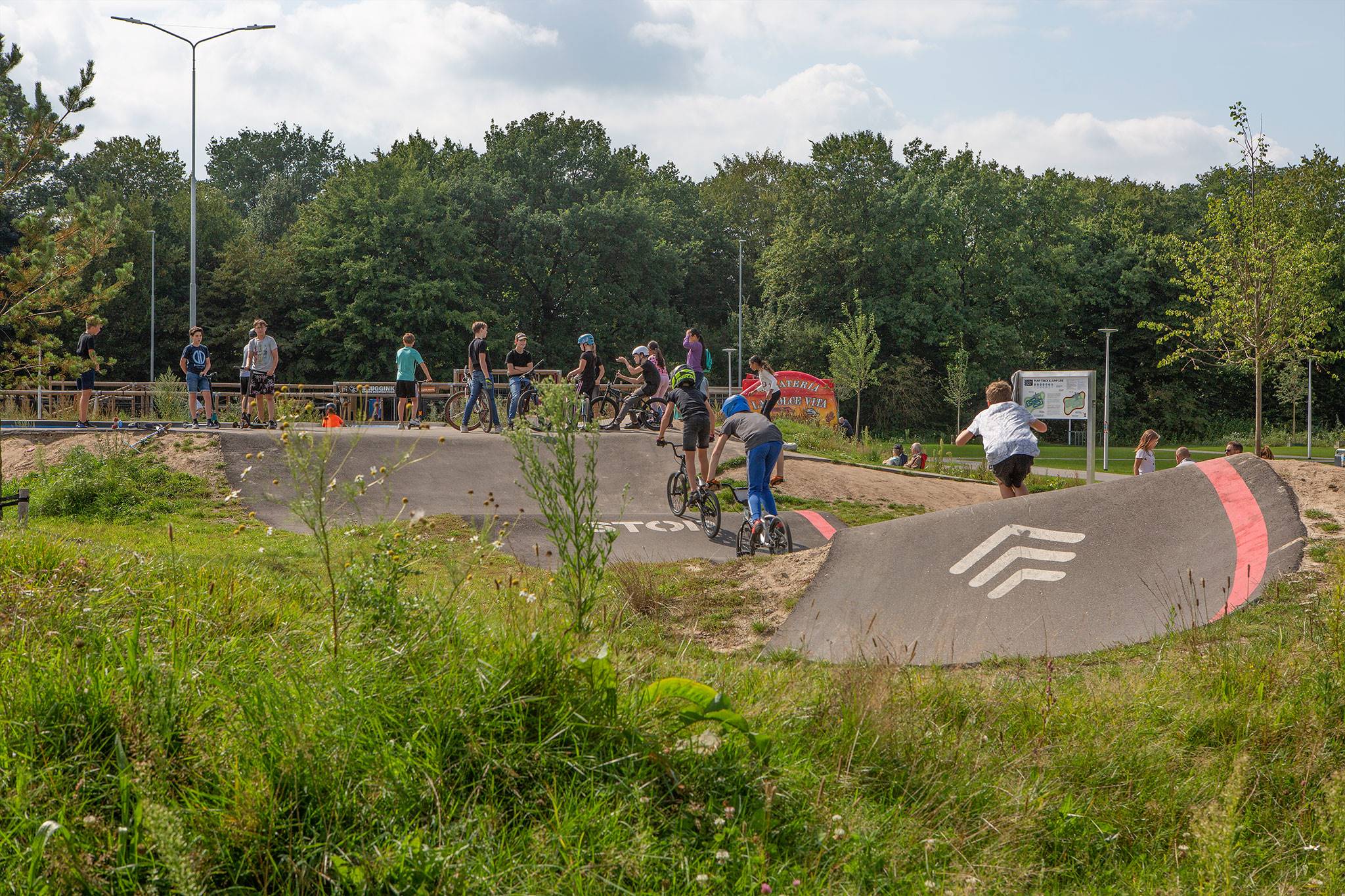 Urban Sportpark, Eindhoven - Wij onderhouden dit terrein terwijl we rekening houden met de veiligheid van het park